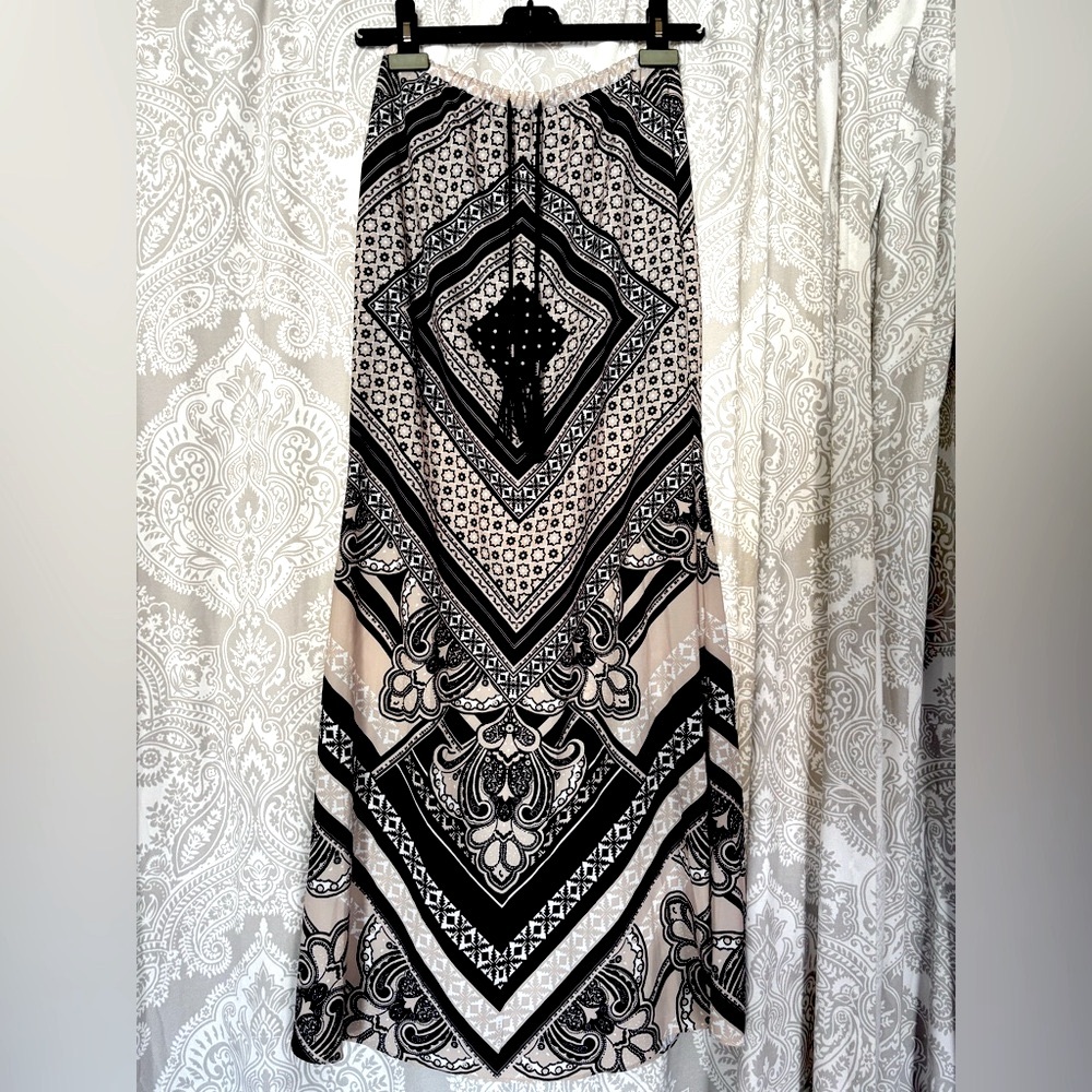 HALE BOB long geometric pattern skirt (XS)